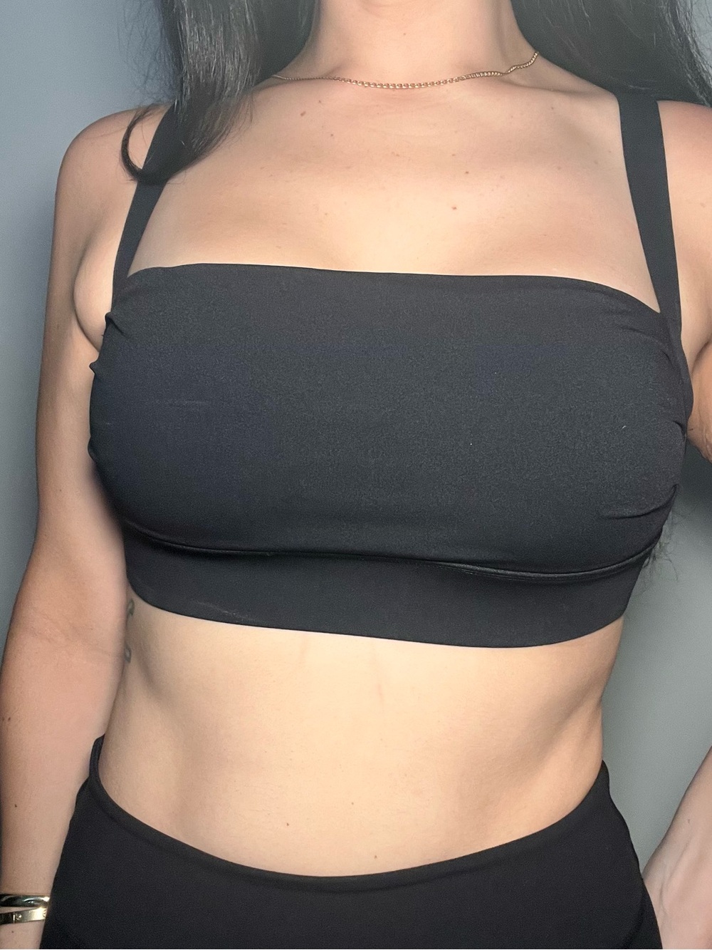 Black Open-back Sports Bra